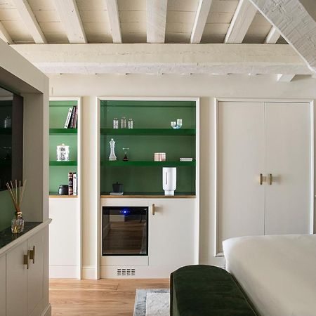 Hotel La Gemma Florence Exterior photo The interior of a flat at the top of the building